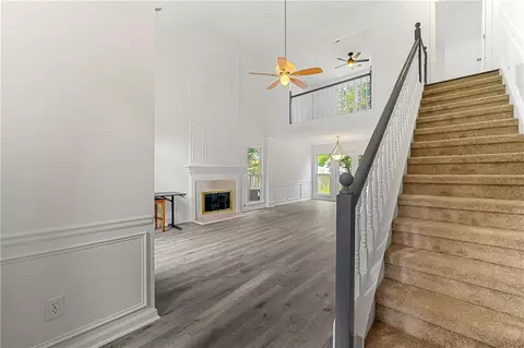 320 Devon Ct, Alpharetta, GA 30004 photo 5