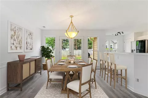 320 Devon Ct, Alpharetta, GA 30004 photo 10