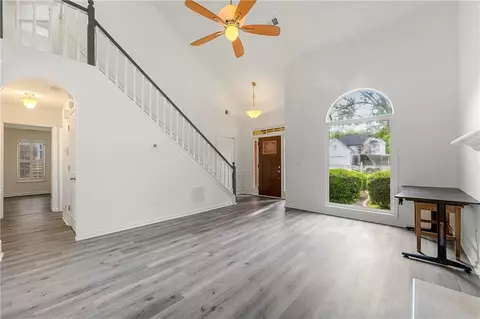 320 Devon Ct, Alpharetta, GA 30004 photo 8