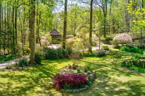 151 Concord Dr, Dawsonville, GA 30534