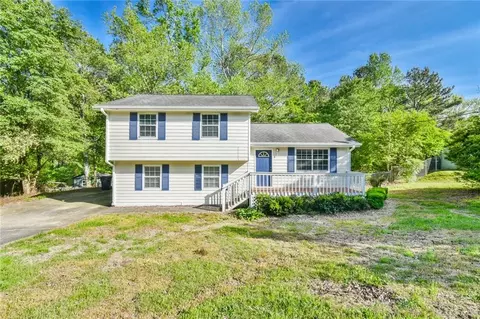 1331 Sunsweet Dr, Lawrenceville, GA 30043