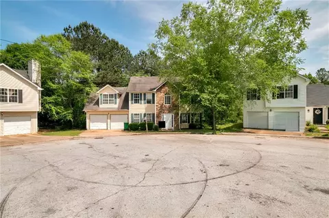 4407 Ward Bluff Ct, Ellenwood, GA 30294