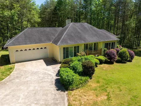 236 Pinewood Pl, Dahlonega, GA 30533