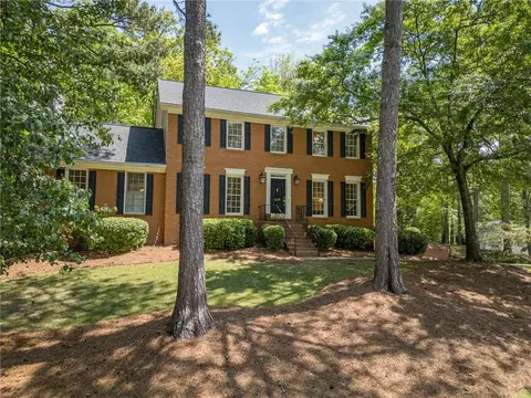4137 Orchard Knl, Peachtree Corners, GA 30092