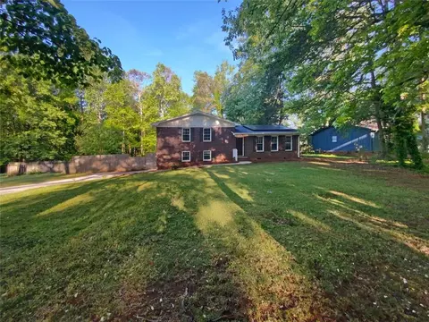 3371 Vandiver Dr, Marietta, GA 30066