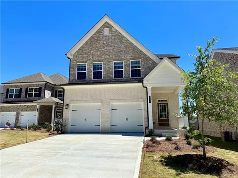 315 Green Love Ln, Grayson, GA 30017