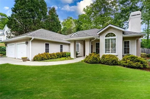 4399 Depot Ridge Ct, Buford, GA 30518