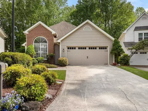 8930 S Somerset Ln, Alpharetta, GA 30004