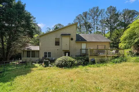 Exterior - 235 Rustic Rd, Stockbridge, GA 30281 photo 5 of 7