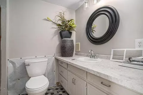 Bath - 235 Rustic Rd, Stockbridge, GA 30281 photo 4 of 4