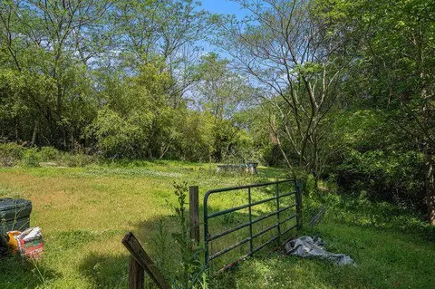 Exterior - 235 Rustic Rd, Stockbridge, GA 30281 photo 7 of 7