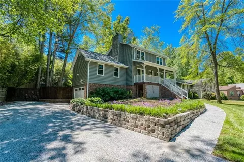 2405 Rock Creek Dr SW, Marietta, GA 30064