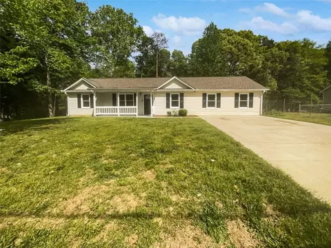 119 Wesley Mill Dr, Villa Rica, GA 30180