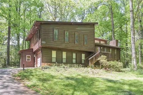 Exterior - 3485 Rainbow Dr, Winston, GA 30187 photo 2 of 11