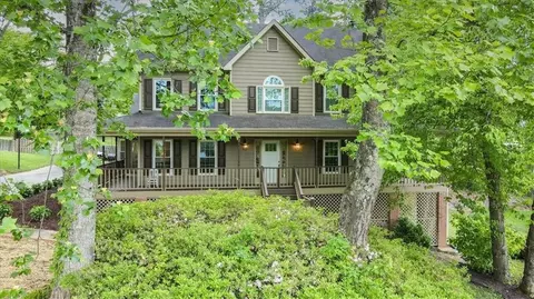 16 Henley Cir, Powder Springs, GA 30127