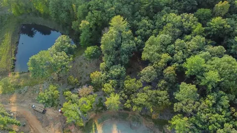 149 Hideout Trl, Morganton, GA 30560 photo 3