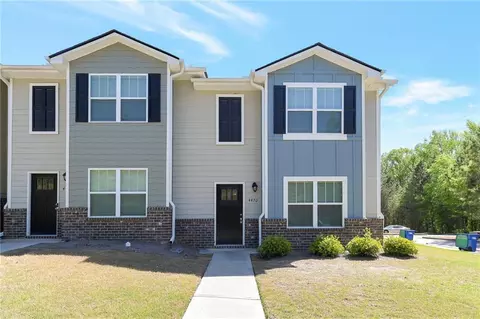 4470 Pinscher St, Union City, GA 30291