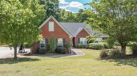155 Anna Dr, Covington, GA 30014