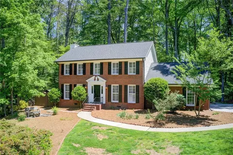4343 Hallbrook Dr, Peachtree Corners, GA 30092