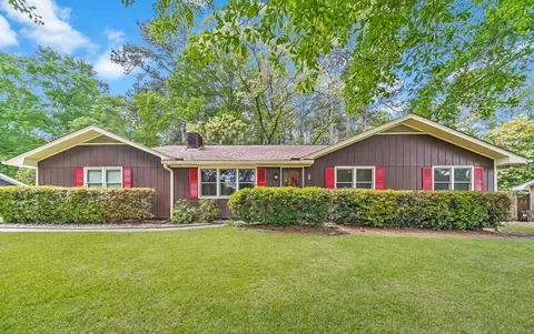 2357 Autumn Dr, Snellville, GA 30078
