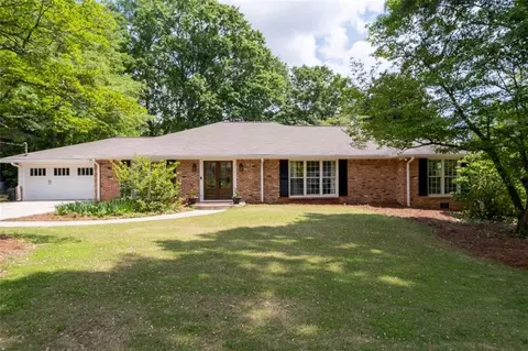 4725 Brinkley Ln, Atlanta, GA 30342