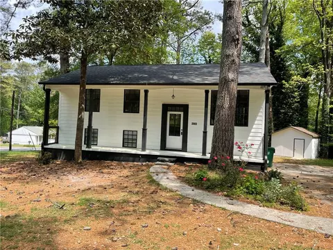 3983 Spanish Oak Dr, Atlanta, GA 30340