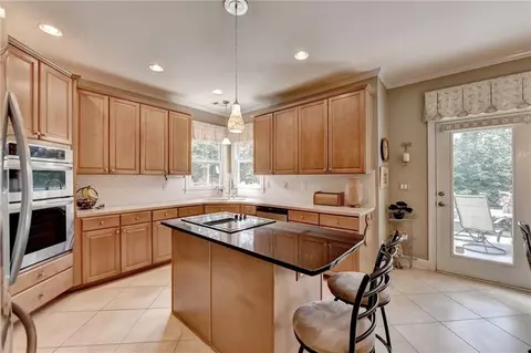 3745 Old Path Xing, Suwanee, GA 30024 photo 16