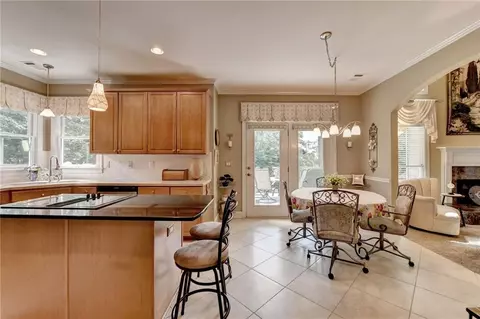 3745 Old Path Xing, Suwanee, GA 30024 photo 17