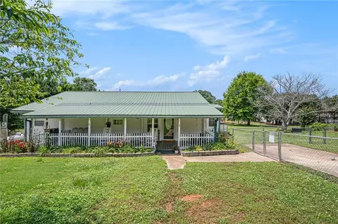 92 Hillcrest Rd, Covington, GA 30016 photo 2