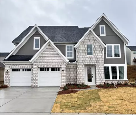 147 Clear Lake Pkwy, Hoschton, GA 30548
