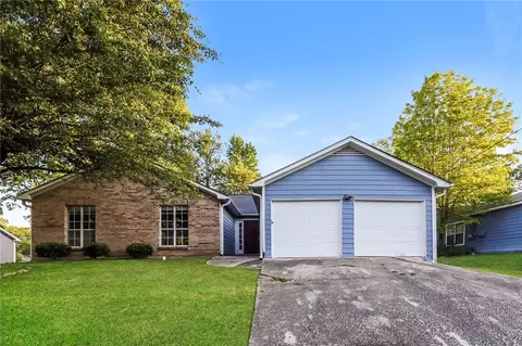 130 Turquoise Trl, Atlanta, GA 30349