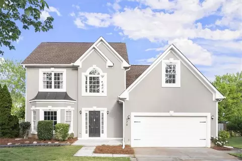 275 Dellwood Dr, Lawrenceville, GA 30043