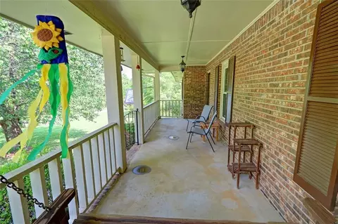 Exterior - 85 Creekside Ln, Covington, GA 30016 photo 5 of 11