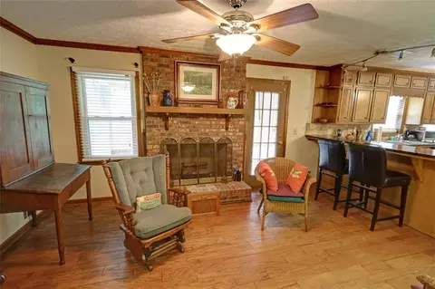 Living - 85 Creekside Ln, Covington, GA 30016 photo 3 of 6