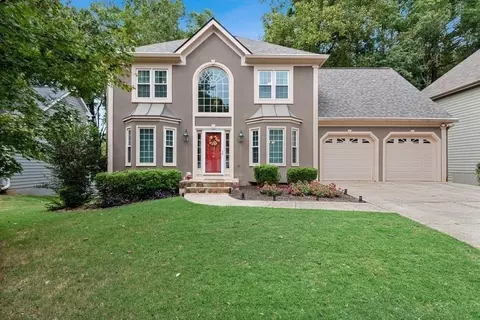 715 Jamie Way NE, Woodstock, GA 30188