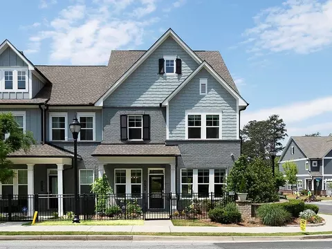 2760 Bell Dr SE, Smyrna, GA 30080