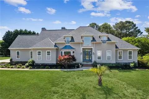 1004 Country Ln, Loganville, GA 30052