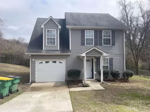 5174 Henderson Dr, Forest Park, GA 30297