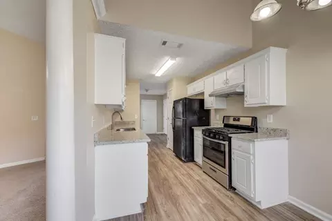2234 Sugarleaf Trl, Hampton, GA 30228 photo 6