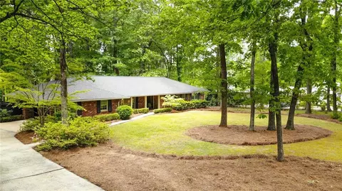 495 Saint Annes Rd NW, Marietta, GA 30064