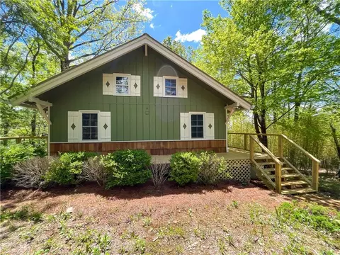 345 Kelli Ln, Cleveland, GA 30528