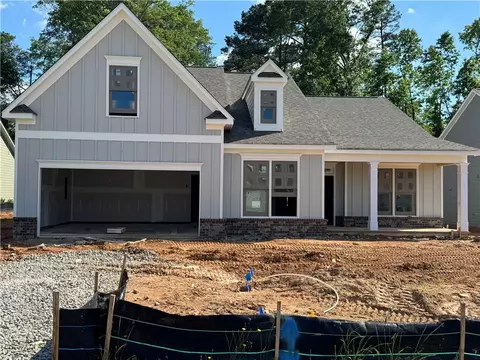 202 Dooly Dr, Statham, GA 30666