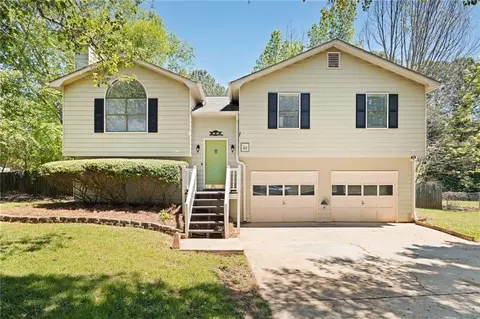 42 Lost Meadows Dr, Dallas, GA 30157