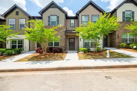 2463 Bayrose Cir, Atlanta, GA 30344