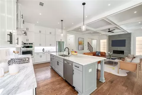 3535 Hamlin Cir, Chamblee, GA 30341 photo 9