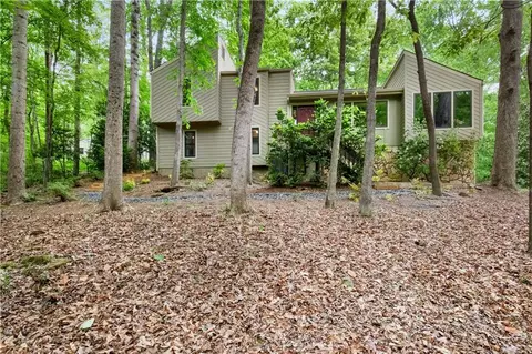 4260 Laurel Brook Dr SE, Smyrna, GA 30082