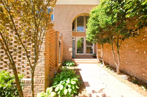 3021 Margaret Mitchell Dr NW #9, Atlanta, GA 30327