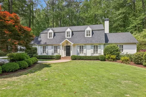 6040 Weatherly Dr, Atlanta, GA 30328