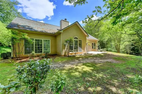 Exterior - 500 Firelite Ln, Suwanee, GA 30024 photo 5 of 13
