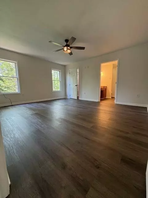 Living - 23 Heather Cir, Cave Spring, GA 30124 photo 6 of 6